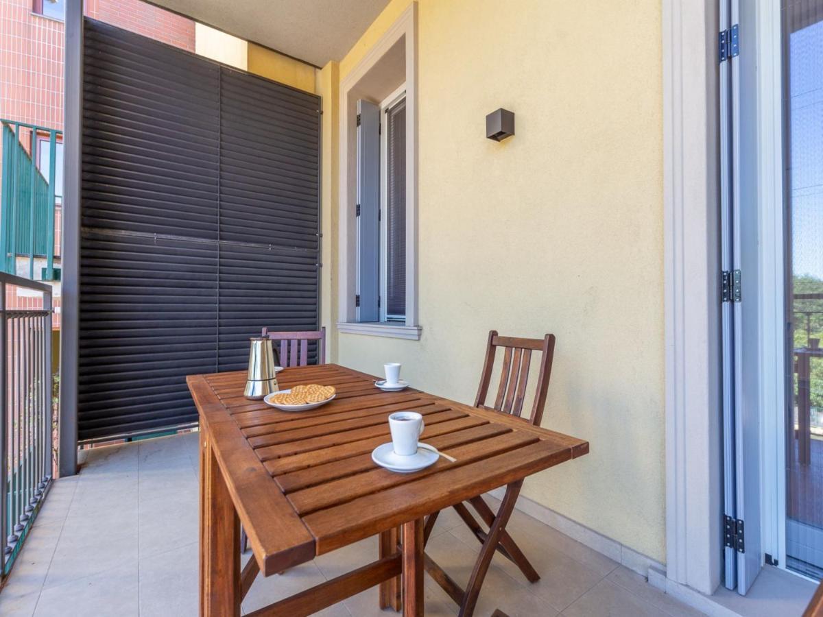 The Best Rent - Spacious Three-Bedroom Apartment With Terrace Milano Esterno foto