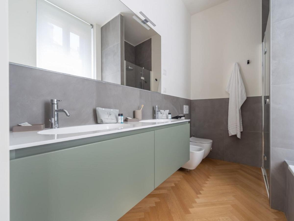 The Best Rent - Spacious Three-Bedroom Apartment With Terrace Milano Esterno foto