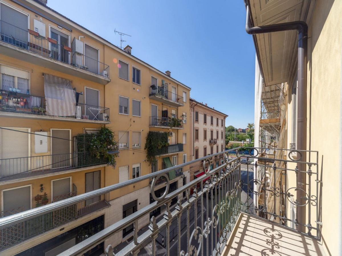 The Best Rent - Spacious Three-Bedroom Apartment With Terrace Milano Esterno foto